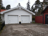 detached garage